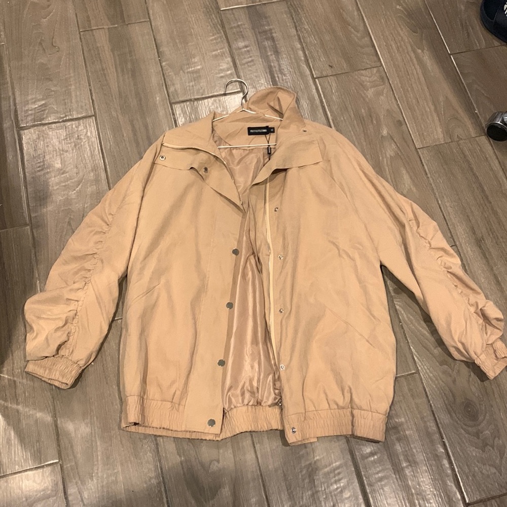 Light weight jacket
